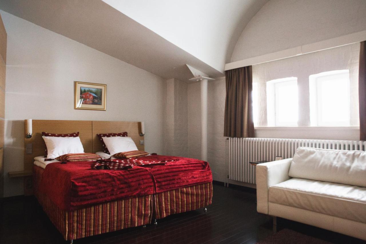 Hotel Epoque & Apartments Пиетарсаари Экстерьер фото