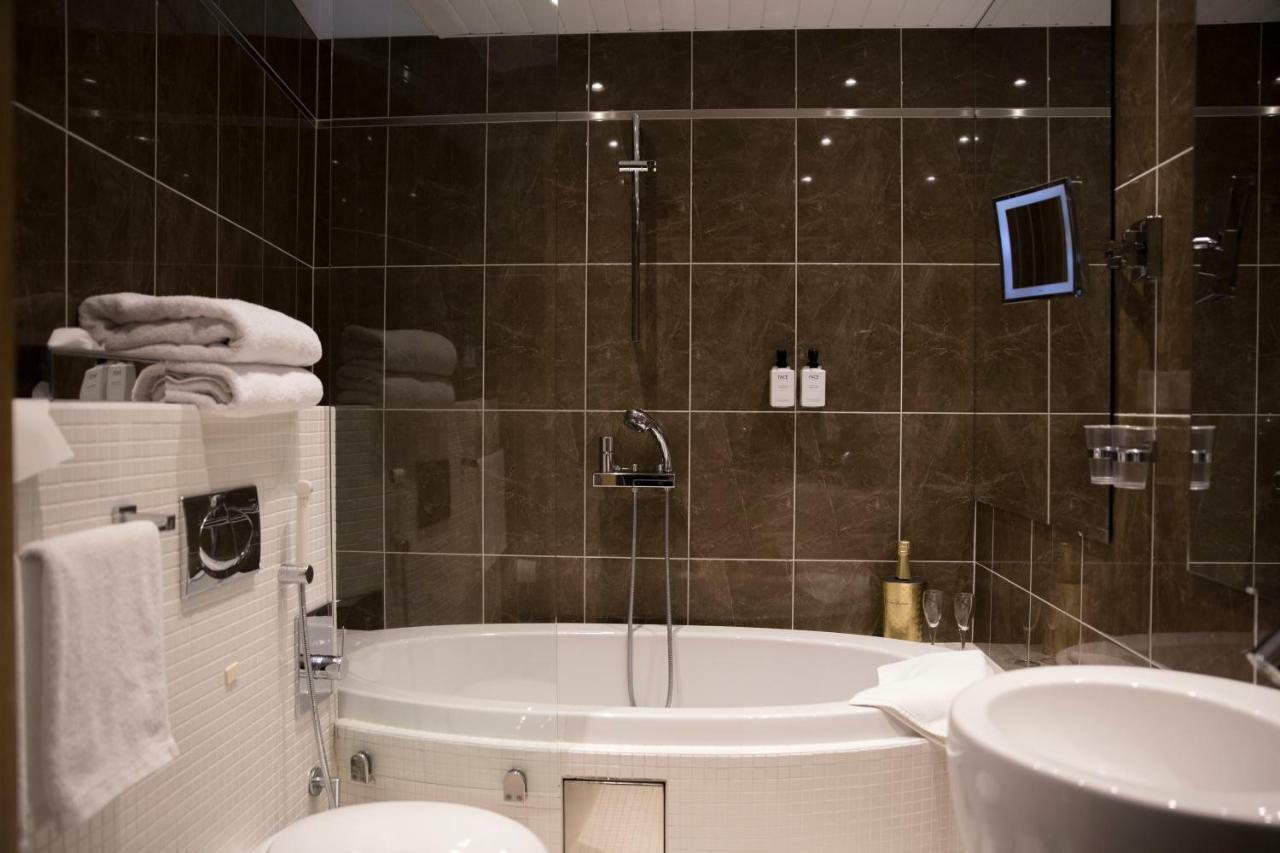 Hotel Epoque & Apartments Пиетарсаари Экстерьер фото